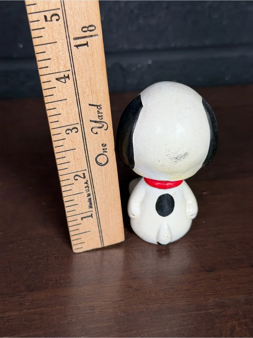 Snoopy charming figurine